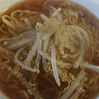 ゴマもやしラーメン